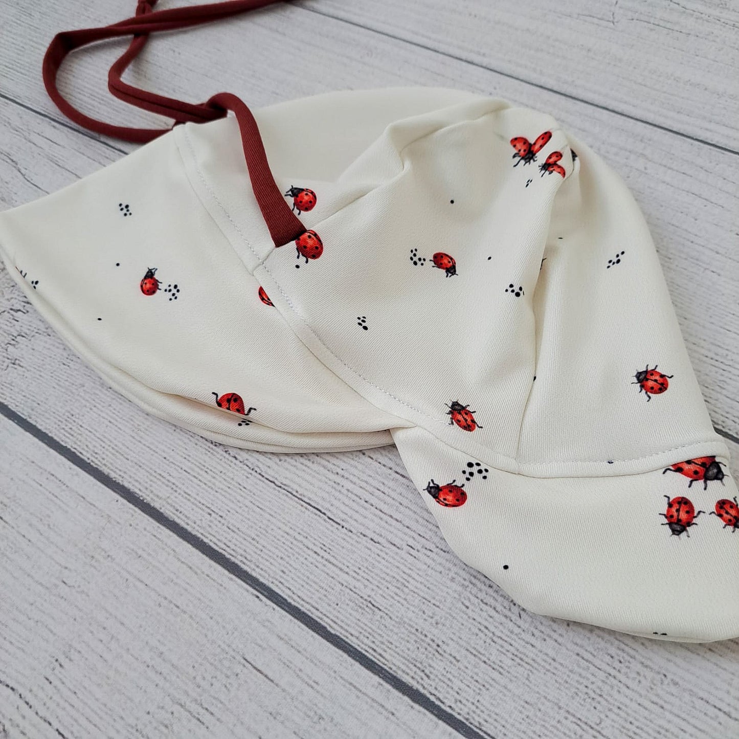 Sonnenschutzmütze (verschiedene Muster)